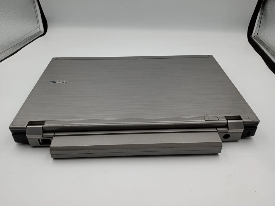 Dell Latitude E4310 13" Laptop i7-620M 4GB RAM 320GB HDD WinXP *BAD BATTERY* -RR - Image 4 of 4