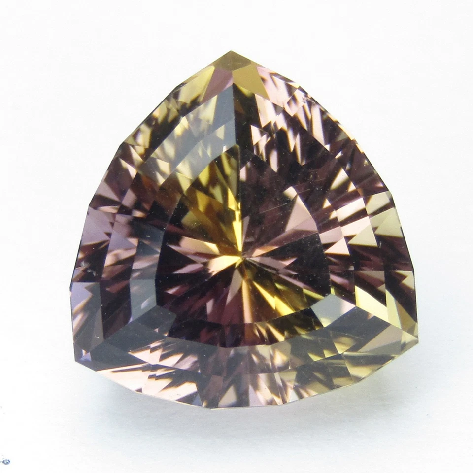 Impresionante piedra preciosa de corte mágico de 8,00 quilates de ametrino púrpura natural de 12,5 mm Foto 4 de 4