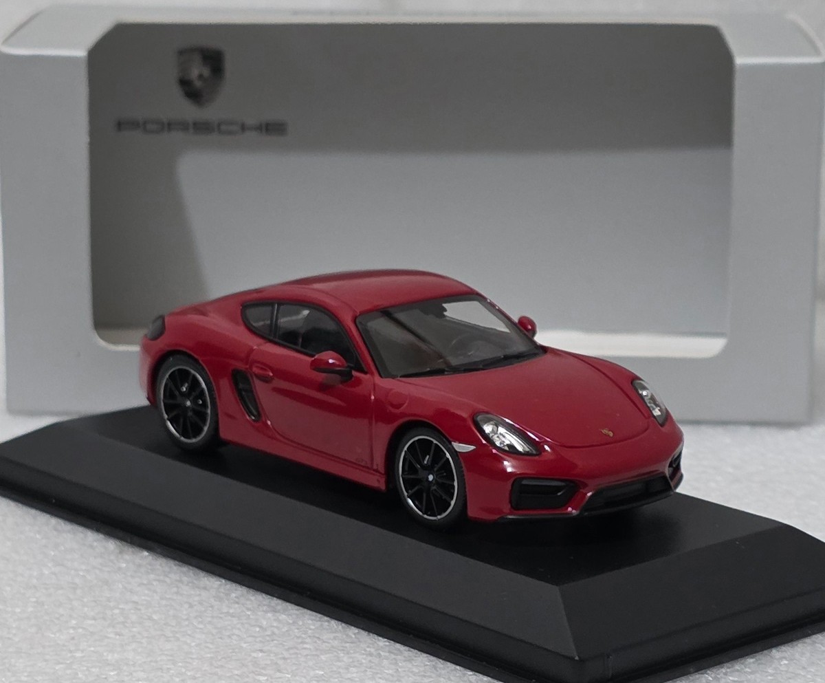 Porsche Cayman GTS 2015 Carmine Red 1:43 Minichamps WAP 020 015 0E