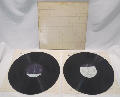 Vintage PINK FLOYD The Wall two record set vinyl LP