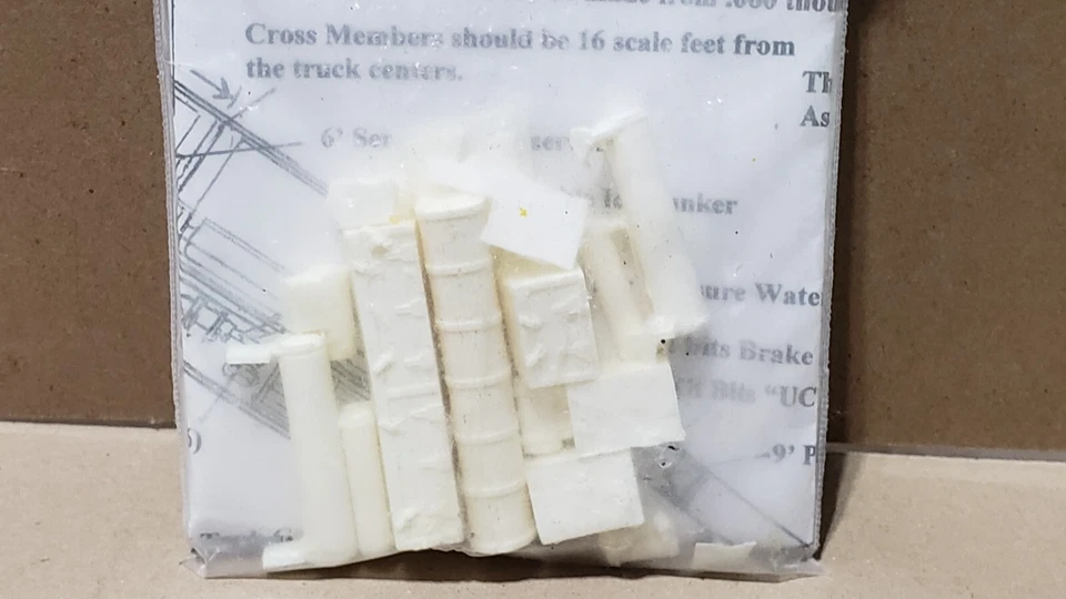 Great Western - HO - Canadian Pacific (CP) HW Passenger Car Detail Kit - CPR-24 - Image 3 of 4