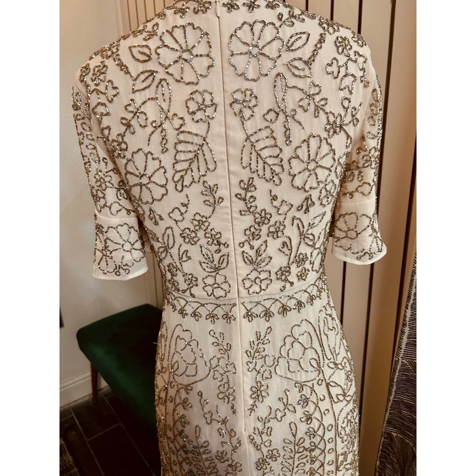 Vestido recto adornado con motivo lineal de aguja e hilo talla 2 Foto 4 de 4