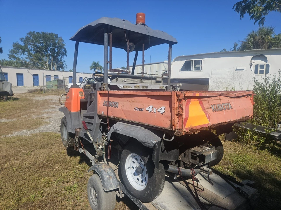 Kubota RTV 900 para piezas Foto 2 de 4