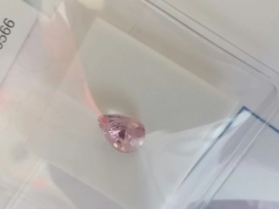 Kunzite Naturale 3,11 Carati Certificata È Blisterata (IGE) - Immagine 4 di 4