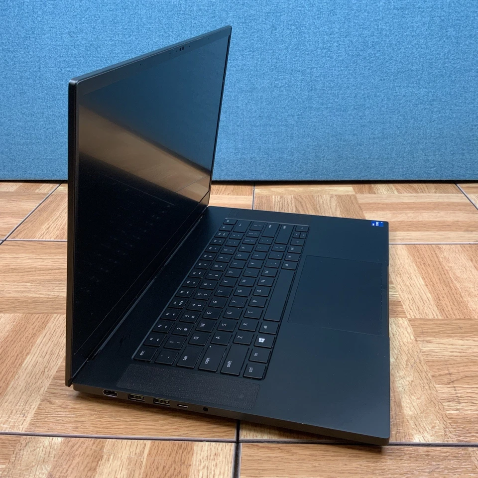 Razer Blade 15 Advanced 2.3GHz i7-11800H 32GB 512GB SSD NVIDIA RTX 3080 - Image 4 of 4