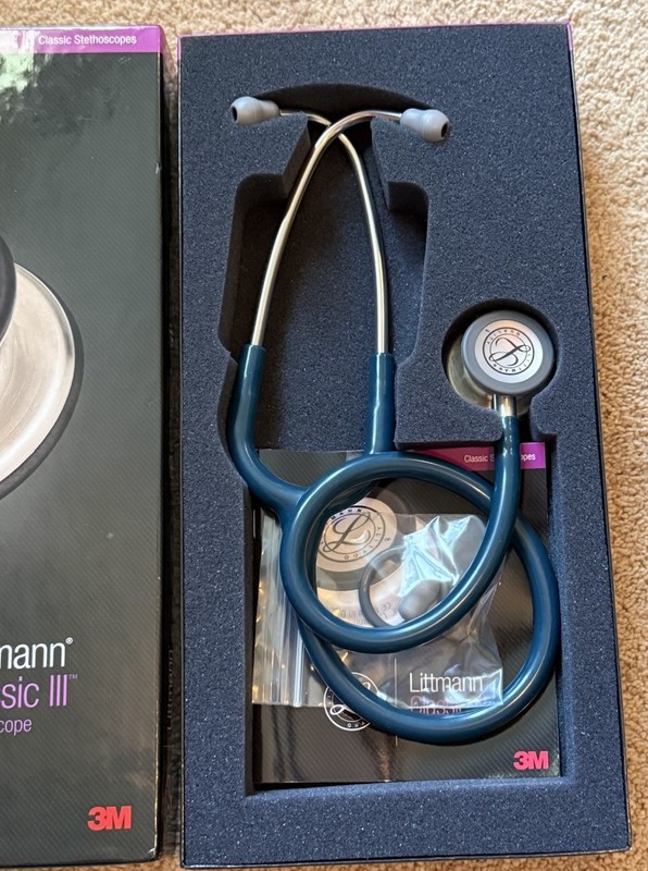 Littmann  Classic III Stethoscope  5623 NIB