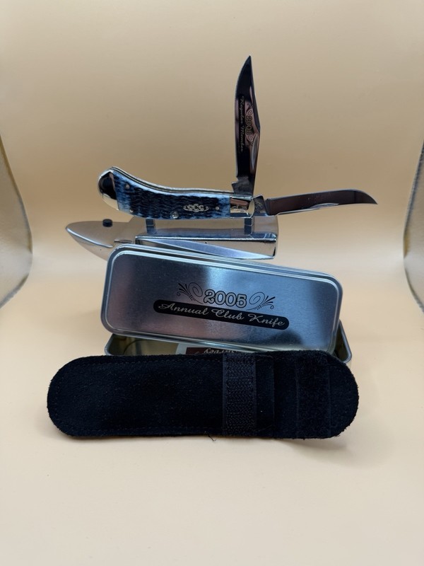 New Without Box Case 2005 Blue CCC Saddle Horn 