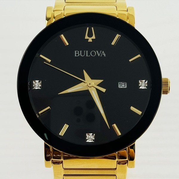 Bulova Moderno 97D116 Reloj de Cuarzo para Hombre con Esfera Negra de Diamantes y Pulsera Dorada, 42mm 2