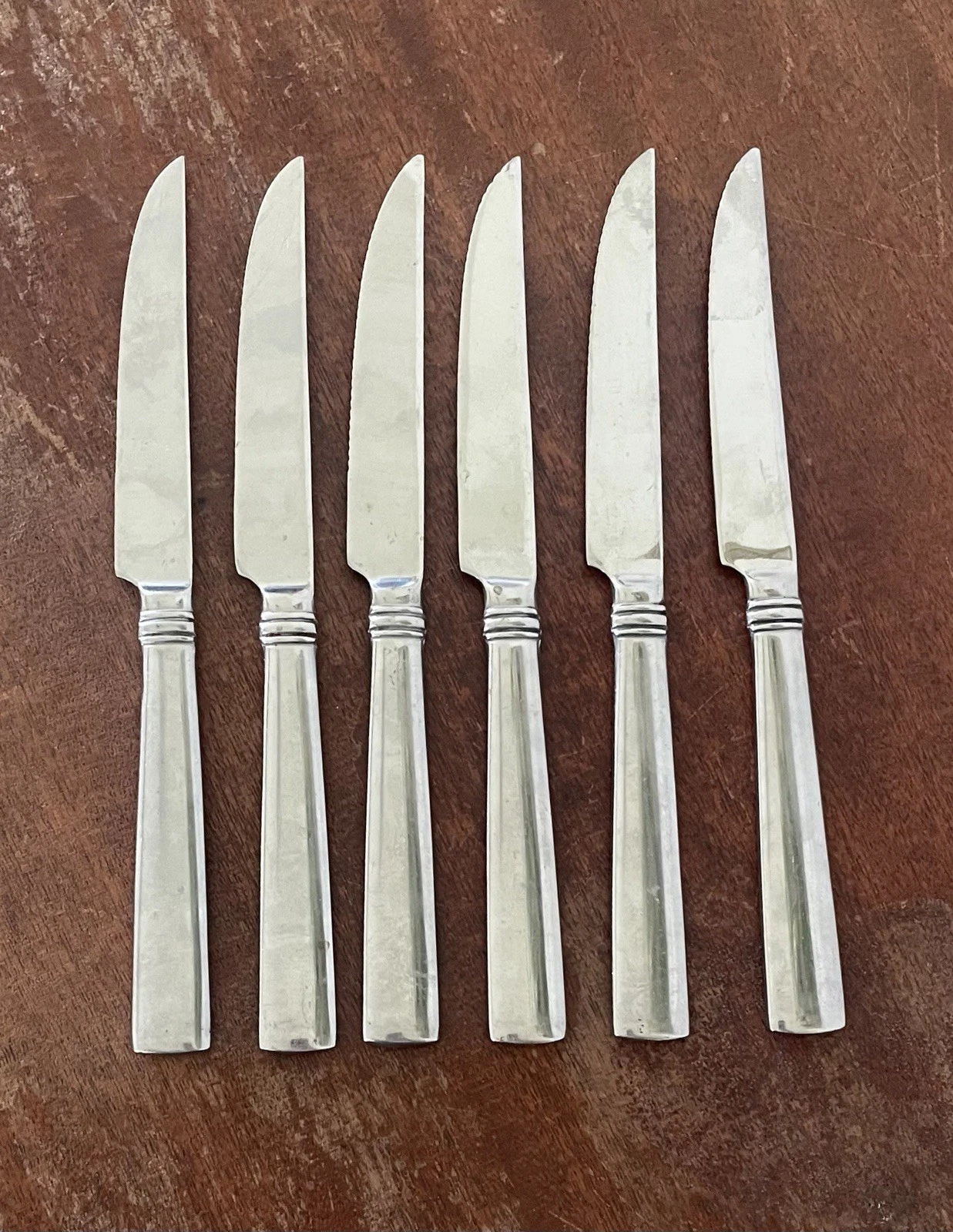 Lot Of 6 Reed & Barton Regent Heritage Mint Serrated Steak Knives flatware Knife
