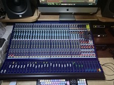 Midas Venice F32 Analogue Firewire 32 Channel Mixer