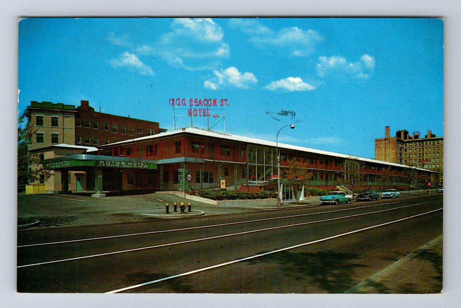 Brookline MAMassachusetts, Beacon Street Hotel, Vintage c1960 Postcard