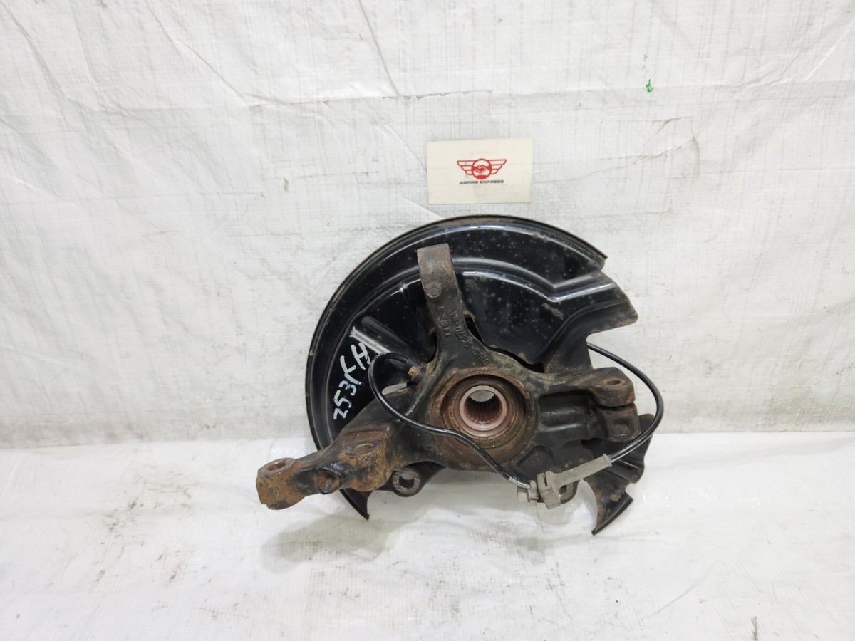 2014-2019 Ford Fiesta ST Turbo Front Right Knuckle Spindle