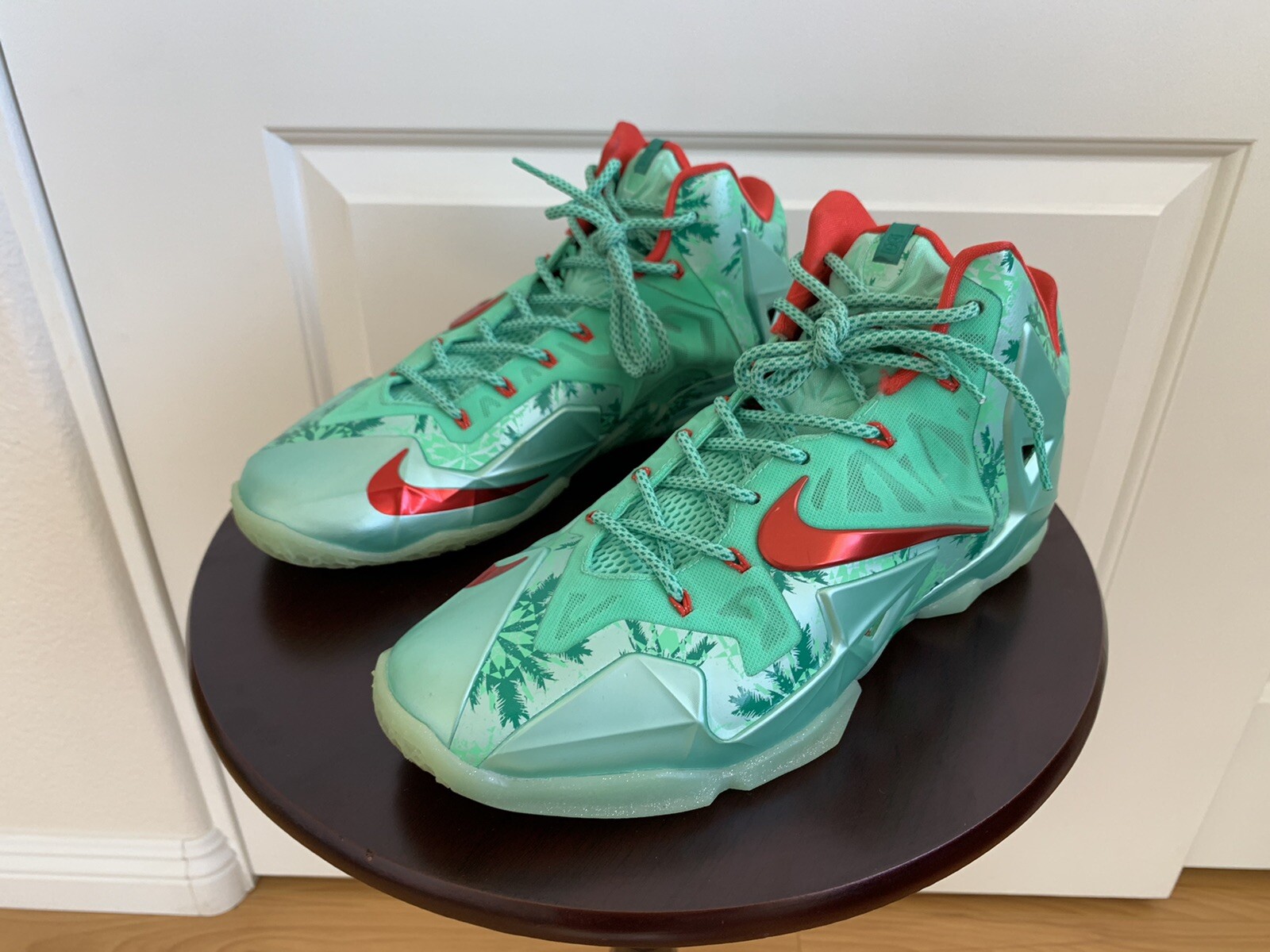 lebron 11 xmas