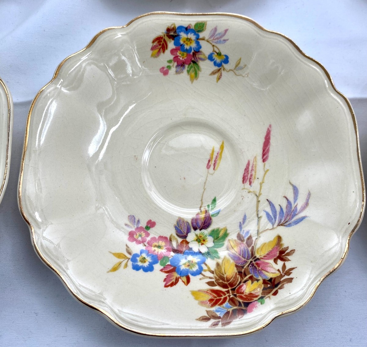 ANTIQUE JG MEAKIN ENGLAND SUNSHINE SAUCERS / PLATES (5