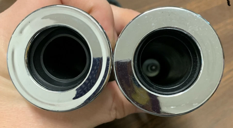 JUEGO DE EMPUÑADURAS CUERO ENCAJE 7/8" BARRAS CON FUNDA PLÁSTICO LADO ACELERADOR (0400) NUAKSF Foto 4 de 4