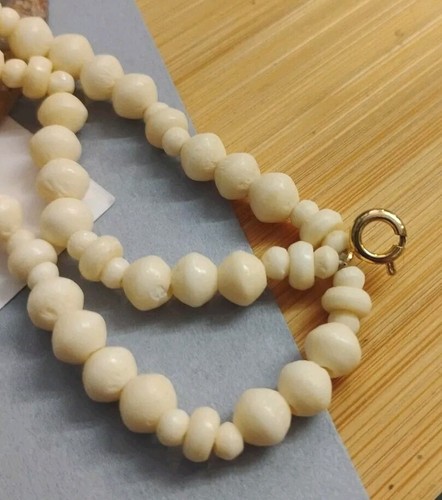 Vtg Carved Bovine Bead Triple Strand Bracelet w/Lady Face Center Made in India! - Picture 8 of 10
