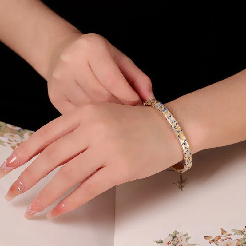 Vibrant 999.9 Pure Silver Bangle - Gilded Floral Enamel - Versatile & Trendy - Image 3 of 4