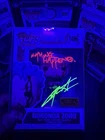 Funko Pop# 1496 One Piece Roronoa Zoro GLOW ERROR Hot Topic Autographed