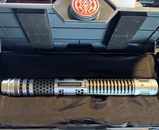 Star Wars Galaxys Edge Maul Shadow Lord Legacy Lightsaber Hilt - NEW