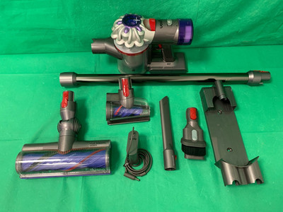 Dyson V8 Cordless Stick Vacuum Cleaner-SV25 -Silver
