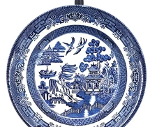 1 Churchill Blue Willow Soup Pasta Bowl 7.75” Made in England Vintage