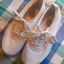 VANS Off The Wall White Canvas Lace-Up Low Top Sneakers US 6.5 Rubber Sole