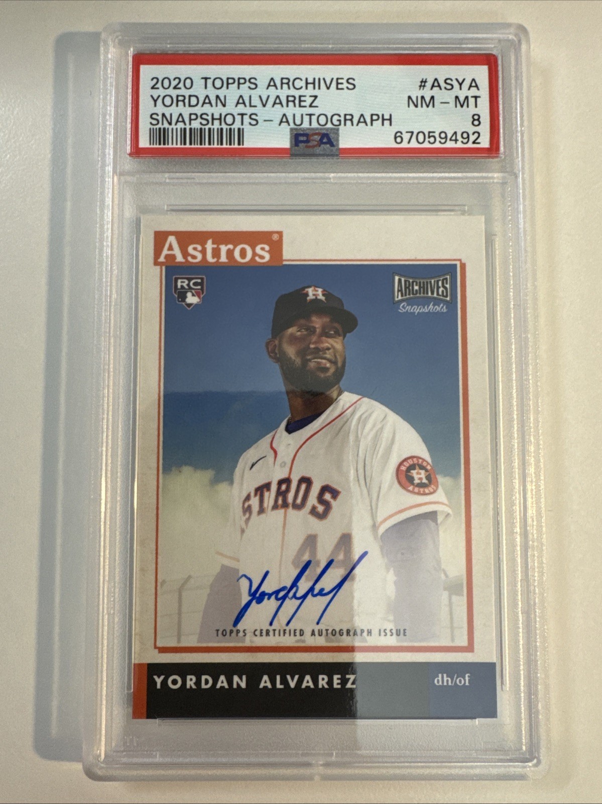2020 Topps Archives Yordan Alvarez Snapshots Rookie Auto Autograph #ASYA PSA 8