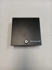 Black Honeywell Lock Box Cash Box Safe 6-3/4" x 6-3/4" x 2-5/8" with 1 Key