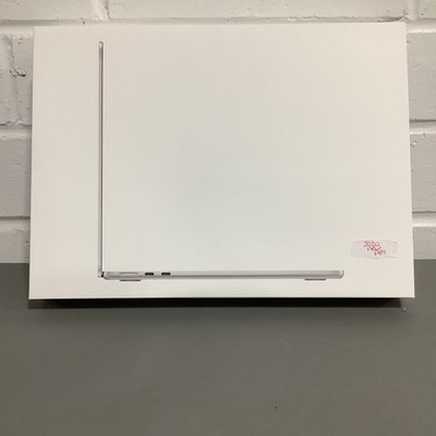 Apple MacBook Air 13 (M5)- 16GB RAM 512GB SSD- Silver (J3WPHVFHVF)
