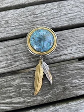 nony new york Faux Turquoise Feathers Large Western Native Button Cover