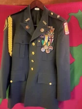 Army JROTC tunic complete w/4 metals, 23 Ribbons, Patches & Insignia, size 38R