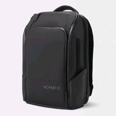 New Nomatic Travel Pack 20L Expendable to 30L Black Expandable Carry-on Bag