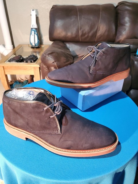 navy chukka