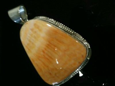 Native American Navajo Orange Spiny Oyster Sterling Pendant Native American Navajo Orange Spiny Oyster Sterling Pendant