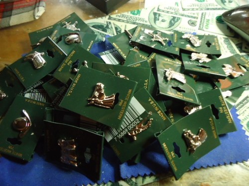 Huge Lot of over 100 Jewelry Silver Tone Vintage Cowboy Western Lapel Pins