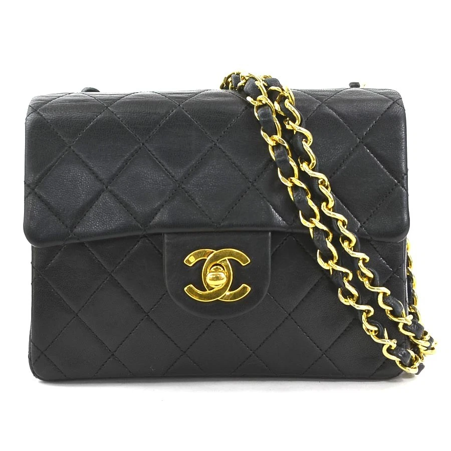 Chanel — Auth CHANEL Matelasse Chain Shoulder Bag Black/Gold Lambskin/Metal - 90028g