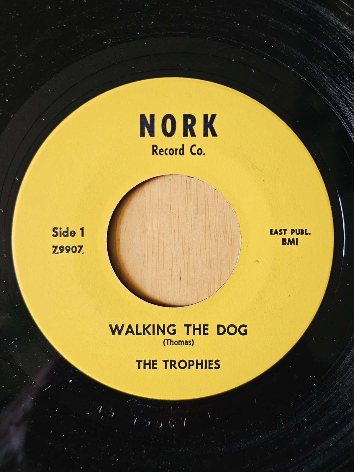 The Trophies Walking The Dog/Somethin' Else Garage, Rock & Roll 1964 Nork