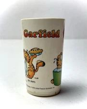 Vintage 1978 Jim Davis Deka Garfield Plastic Cup Pie & Ice Cream.
