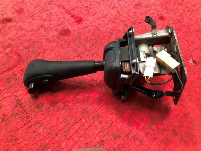 Mitsubishi Fuso FE180 2010 4,9 L diésel usado transmisión automática palanca de cambios conjunto Foto 4 de 4