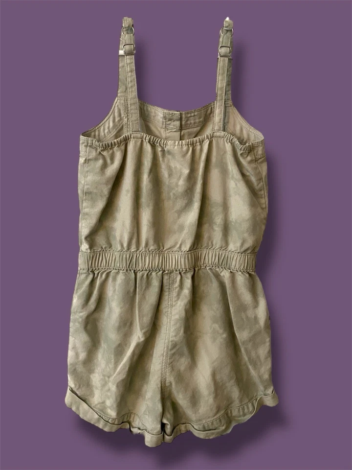 Детский комбинезон Abercrombie для девочек оливковый зеленый размер 5/6 без рукавов с карманами б/у в отличном состоянии - Изображение 2 из 4