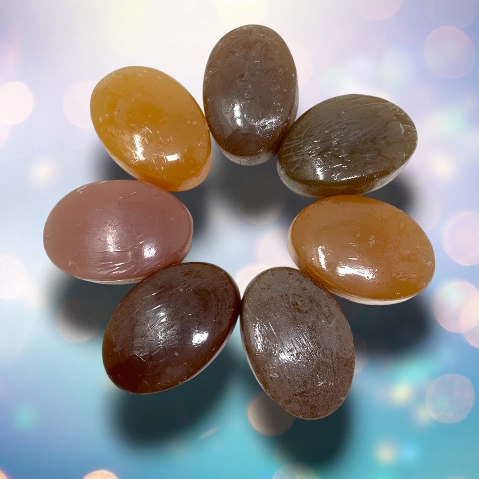 NEW Bath & Body Works Pleasures Sheer Freesia Glycerin Soap Bar 4 oz Rare - Image 3 of 3