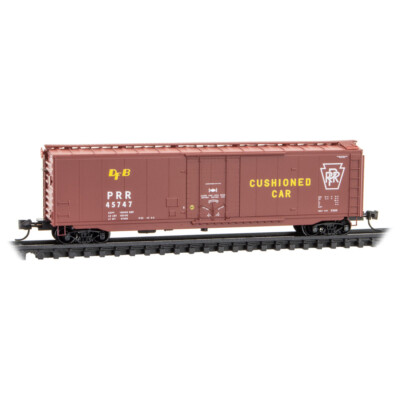 MICRO TRAINS N 03200611 PENNSYLVANIA 50' STD PD BOX CAR RD #45747 MADE IN  !!