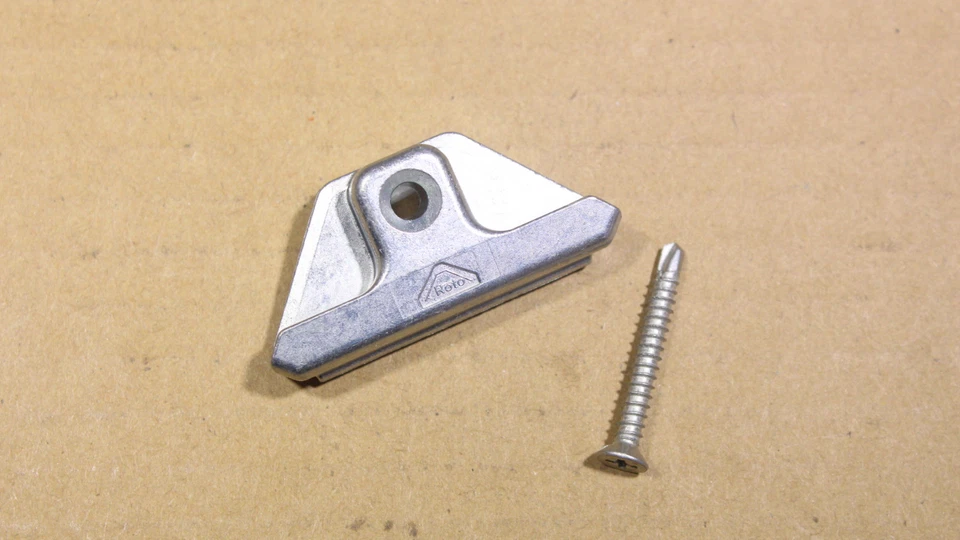Roto Schliessblech 336130 inkl. Schraube Neu Schließblech Ersatz für 336963 Fd1