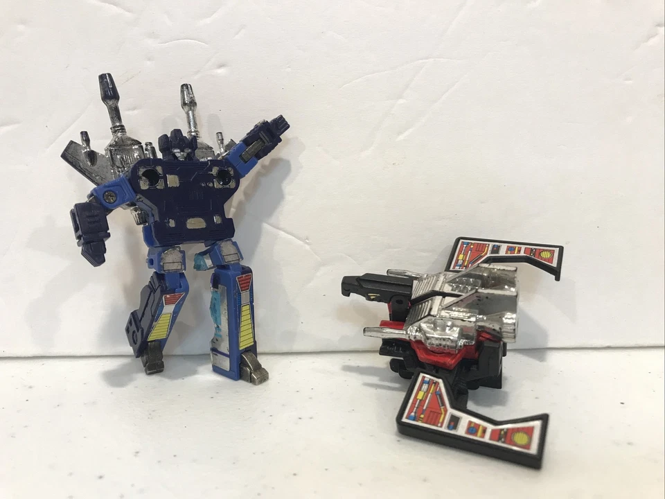 1983 1984 Original Transformers G1 FRENZY & LASERBEAK Cassettes 100% Complete - Image 2 of 4
