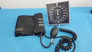 Welch Allyn Large Adult Blood Presure Cuff, AccuCare Wall Mount Sphygmomanometer