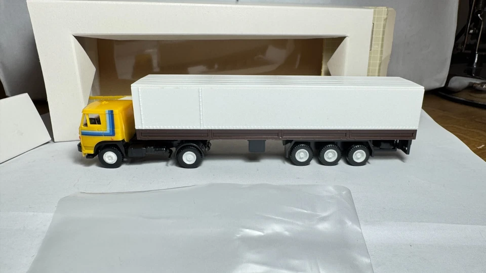 IGRA 1:87 H0 04105 Liaz camion giallo rimorchio con attacco marrone IMBALLO... - Immagine 2 di 3