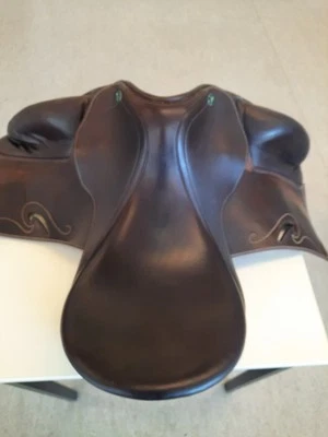 Dressur Reitsattel Von Prestige Passion K Gr.Pferd 17 ZOLL - Bild 1 von 4