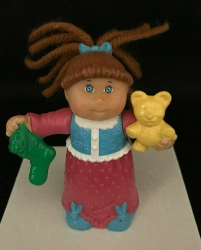 Vintage Cabbage Patch Girl Doll with Christmas Stocking/Bear Plastic Figurine