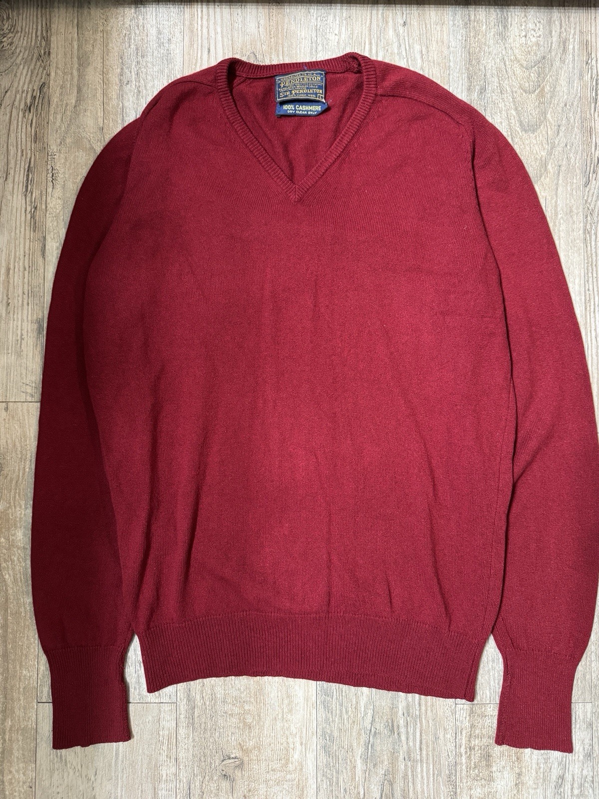 Pendleton Cashmere Red V-Neck Pullover Sweater Me… - image 1