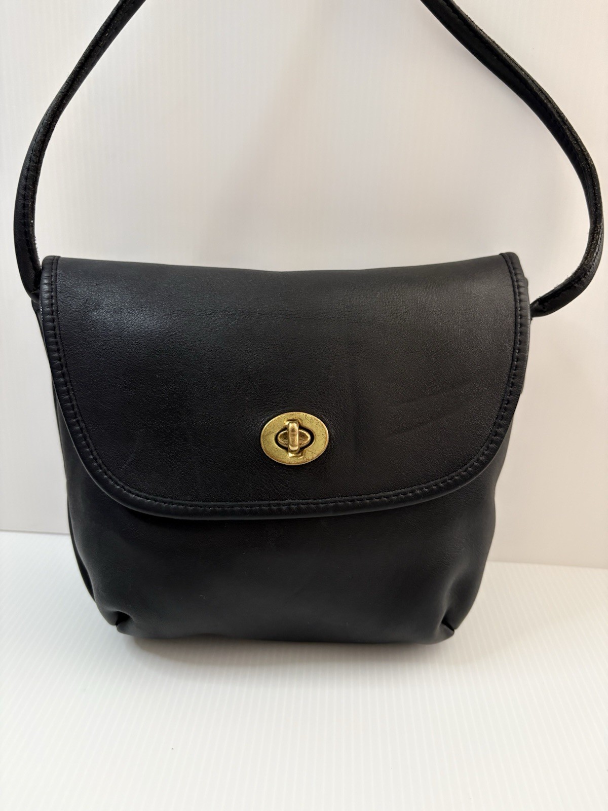 Vintage Coach Quincey 9919 Crossbody Bag – Black Leather – Made in USA